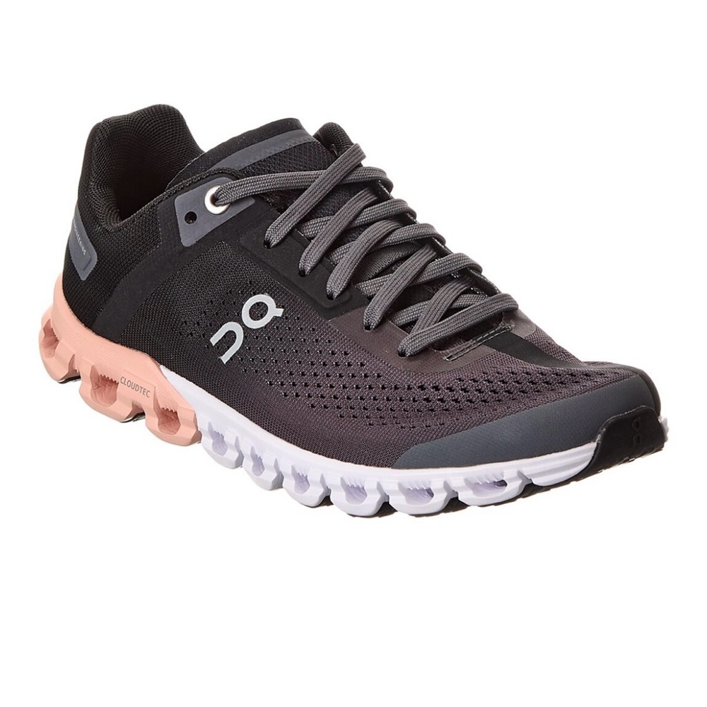 On Running Women's Gray and Pink Cloudflow Size 7